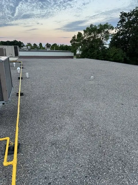 Commercial flat roofing project in Mississauga, ON