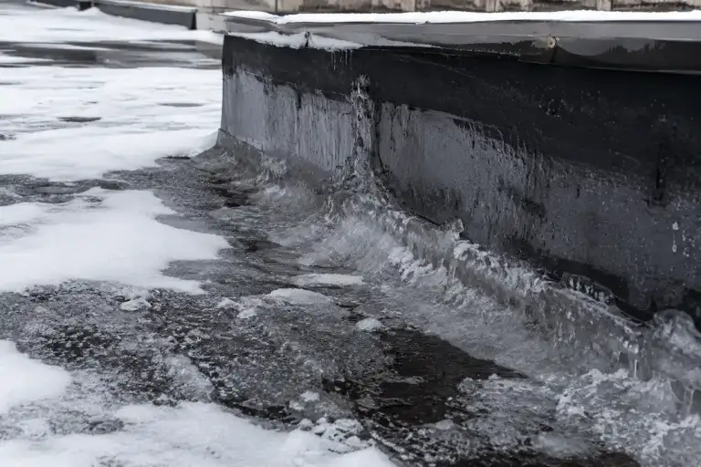 flat roof membrane wear Toronto winter