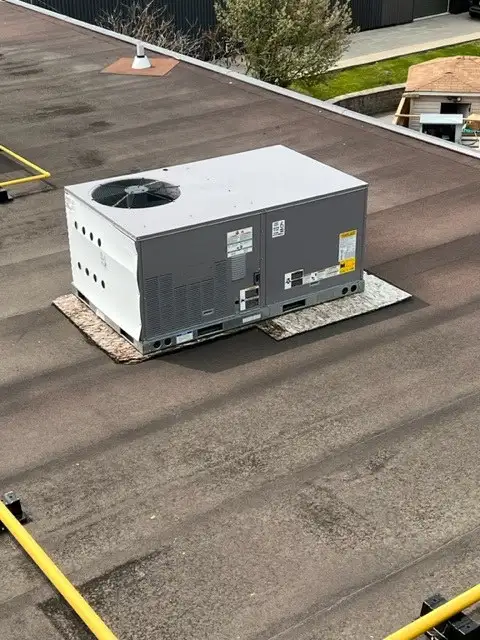 Commercial flat roofing project in Hamilton, ON